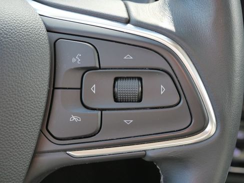 Used 2023 Buick Envision Essence w/ Sport Touring Package image 38