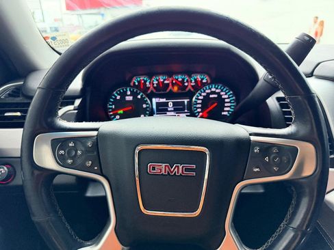 Used 2019 GMC Yukon XL SLT w/ Premium Edition RWD image 15