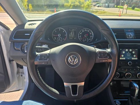 Used 2014 Volkswagen Passat TDI SEL Premium image 14