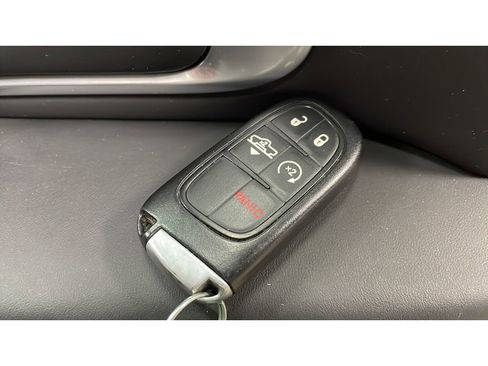 Used 2017 RAM 1500 Limited image 20