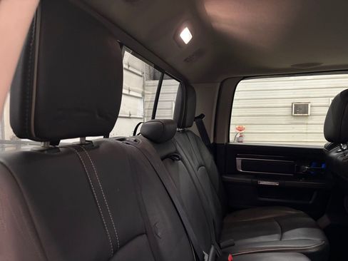 Used 2015 RAM 3500 Laramie Longhorn image 31