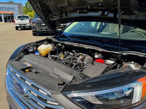 Used 2022 Ford Edge SEL w/ Convenience Package AWD/4WD image 32