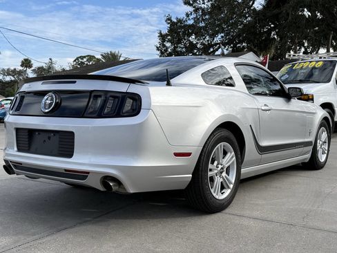 Used 2014 Ford Mustang Coupe image 8