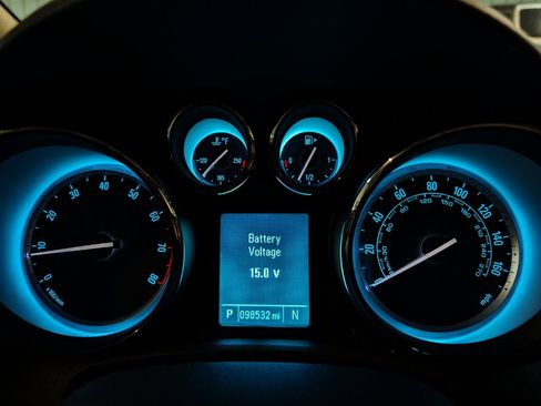 Used 2015 Buick Verano Leather w/ Experience Buick Package image 48