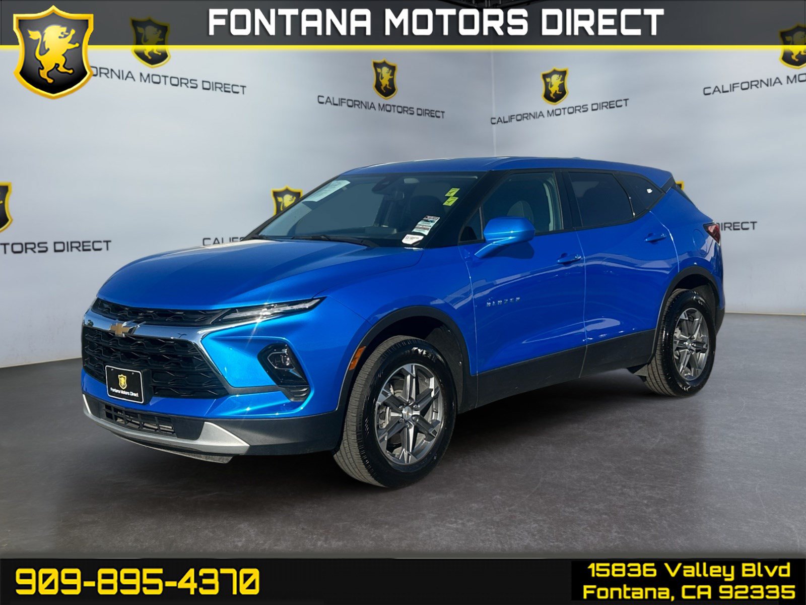 Used 2025 Chevrolet Blazer LT FWD image 1