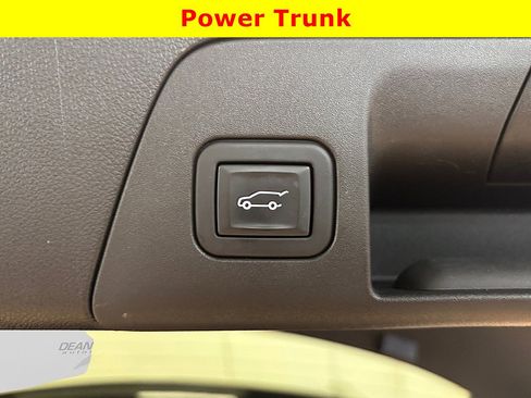 Used 2023 Buick Envision Preferred AWD/4WD image 29