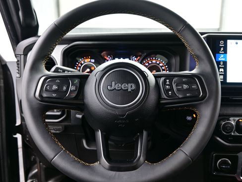 Used 2024 Jeep Wrangler Sport S image 21