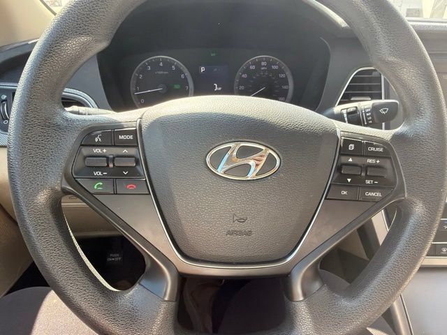 Used 2016 Hyundai Sonata SE w/ Cargo Package FWD image 8