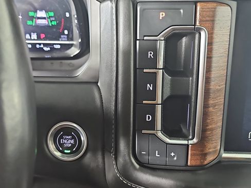 Used 2023 GMC Yukon XL Denali Ultimate AWD/4WD image 21