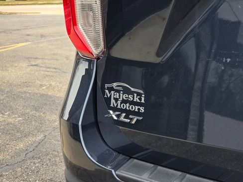 Used 2023 Ford Explorer XLT w/ Equipment Group 202A image 11