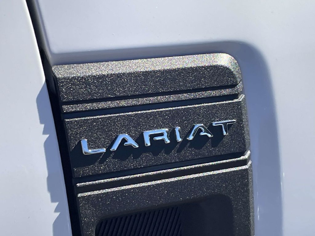 Used 2024 Ford Maverick Lariat FWD image 8