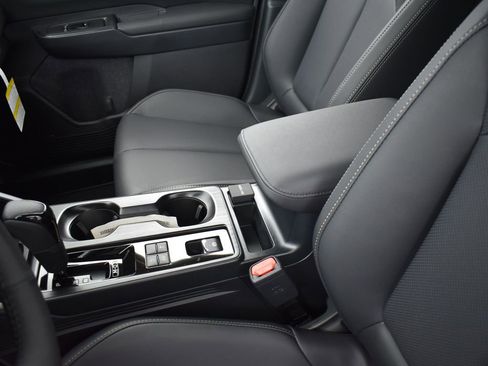 New 2026 Subaru Outback Limited image 13