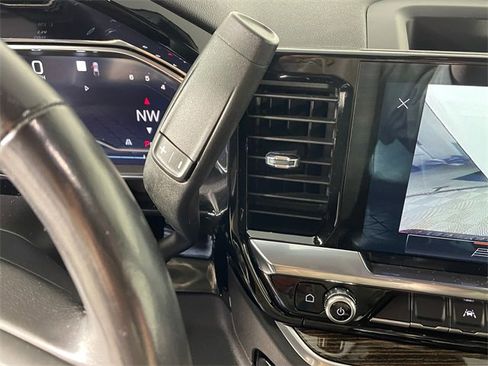 Used 2022 GMC Sierra 1500 Elevation image 10