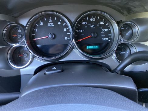 Used 2009 Chevrolet Silverado 1500 LT w/ Power Pack Plus RWD image 21