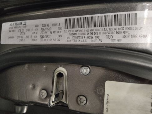 Used 2020 RAM 1500 Classic SLT RWD image 33