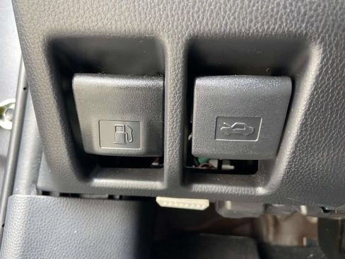 Used 2025 Toyota RAV4 LE FWD image 27