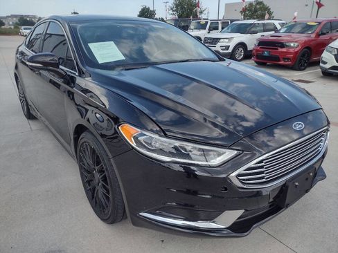 Used 2018 Ford Fusion SE w/ Fusion SE Technology Package image 1
