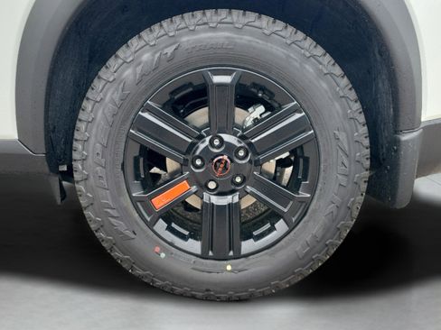 New 2026 Nissan Rogue SV AWD/4WD image 6