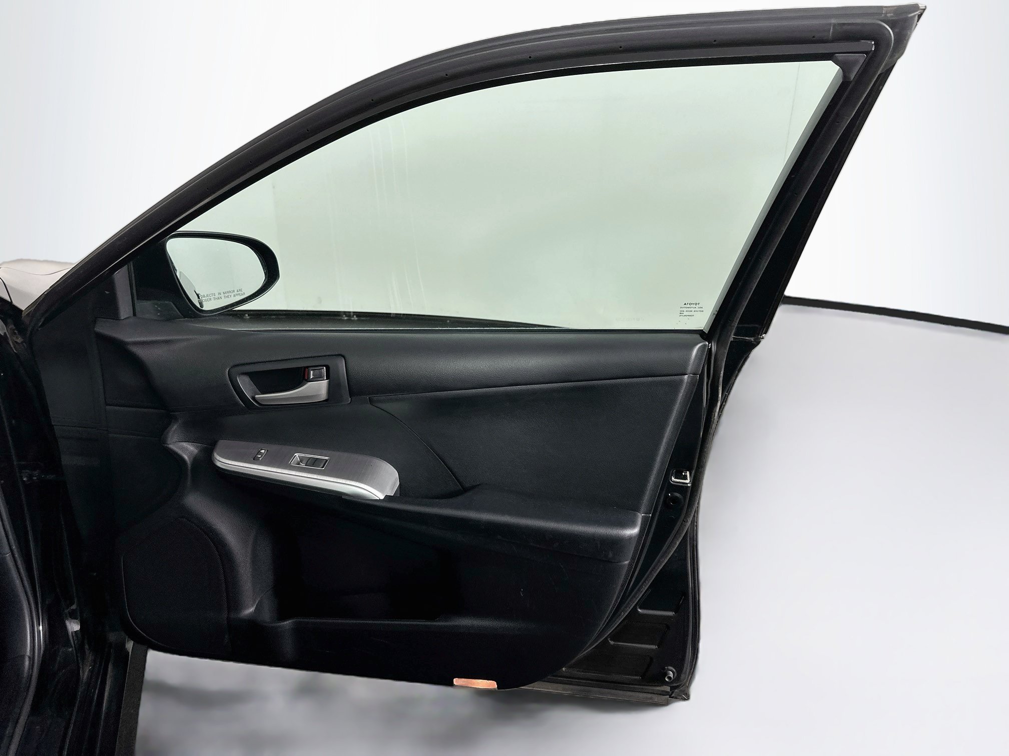 Used 2012 Toyota Camry SE FWD image 28