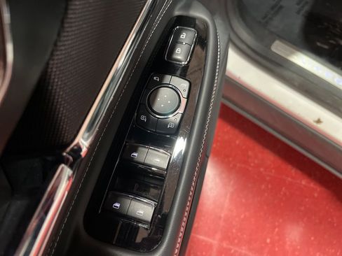 Used 2020 Lincoln Corsair Reserve w/ Equipment Group 201A image 21