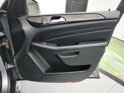 Used 2015 Mercedes-Benz ML 350 4MATIC image 28
