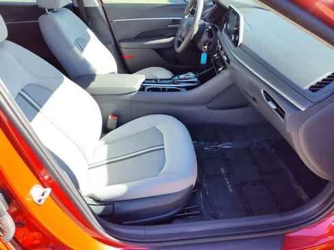 Used 2020 Hyundai Sonata SE image 17