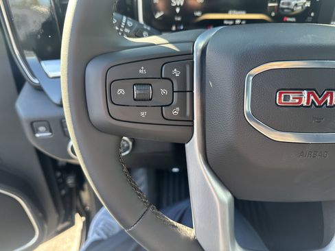 New 2026 GMC Sierra 1500 Elevation image 18