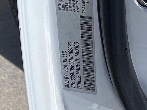 Used 2022 RAM 2500 Limited AWD/4WD image 30