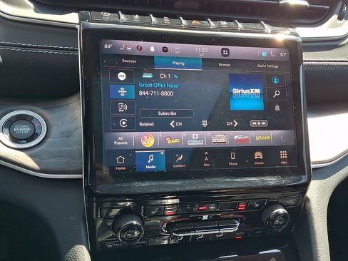 Used 2023 Jeep Grand Cherokee L Limited image 18