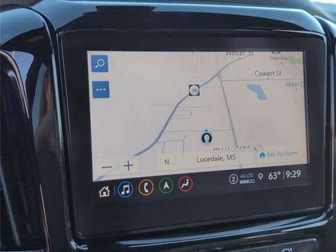 Used 2023 Chevrolet Traverse Premier image 14