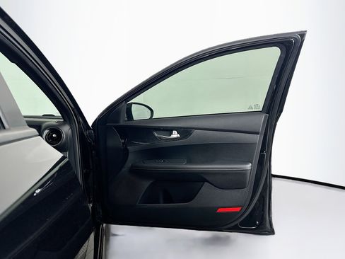 Used 2021 Kia Forte GT-Line image 30