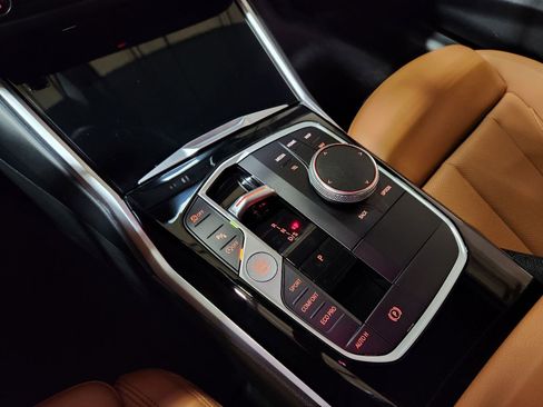 Used 2023 BMW 230i Coupe w/ M Sport Package image 38