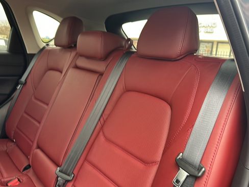 Used 2025 MAZDA CX-5 Carbon Edition image 18