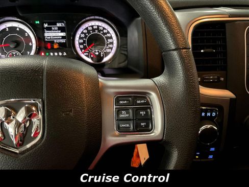 Used 2024 RAM 1500 Classic SLT AWD/4WD image 12
