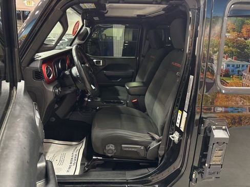 Used 2018 Jeep Wrangler Unlimited Rubicon image 25