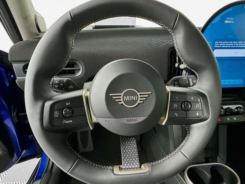 Certified 2025 MINI Cooper S image 10