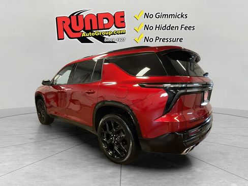 Used 2025 Chevrolet Traverse RS w/ LPO, Floor Liner Package AWD/4WD image 4