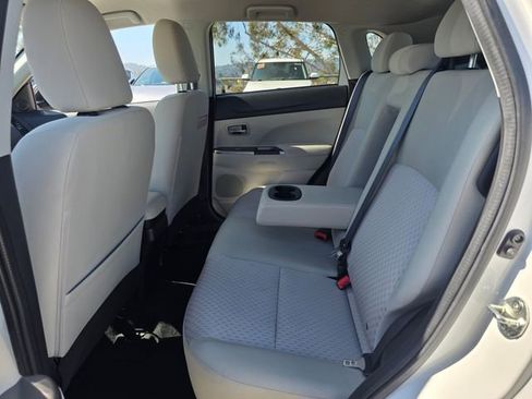 Used 2018 Mitsubishi Outlander Sport ES FWD image 16