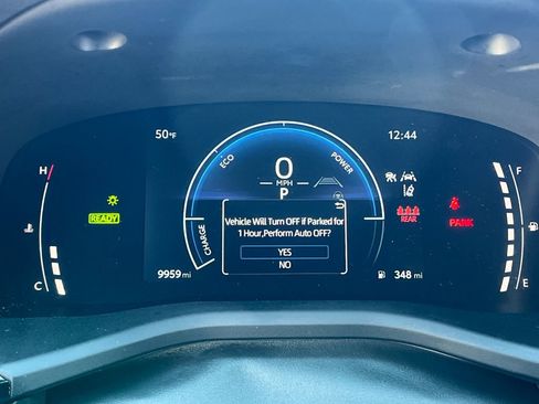 Used 2025 Toyota Camry LE w/ Convenience Package image 16