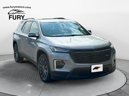 Used 2023 Chevrolet Traverse RS AWD/4WD image 1