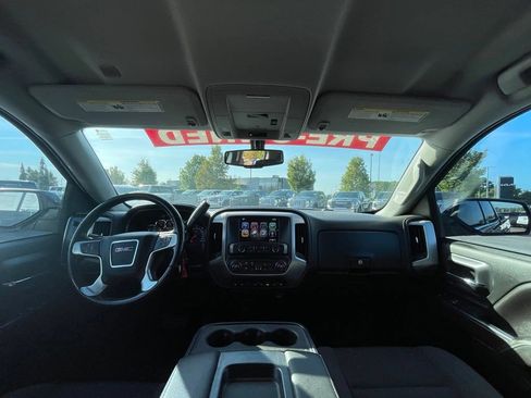 Used 2018 GMC Sierra 1500 SLE w/ SLE Value Package AWD/4WD image 28