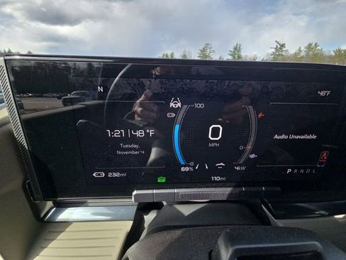 New 2026 GMC Hummer EV 4x4 Crew Cab image 12