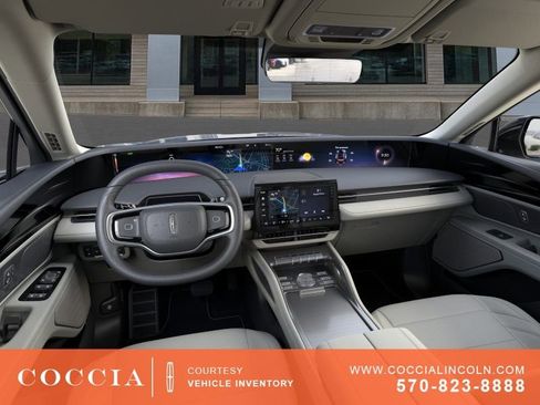 New 2026 Lincoln Nautilus Premier AWD/4WD image 9