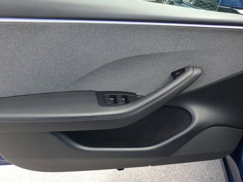 Used 2025 Tesla Model 3 Long Range RWD image 24