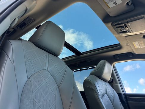 Used 2021 Toyota Highlander Platinum AWD/4WD image 24
