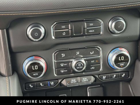 Used 2024 GMC Yukon AT4 w/ AT4 Premium Plus Package AWD/4WD image 33