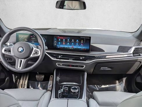 Used 2026 BMW X5 M60i AWD/4WD image 20