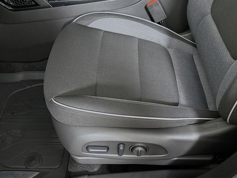 New 2026 Chevrolet TrailBlazer LT w/ Convenience Package FWD image 18