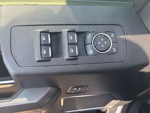 Used 2019 Ford F150 Lariat AWD/4WD image 21
