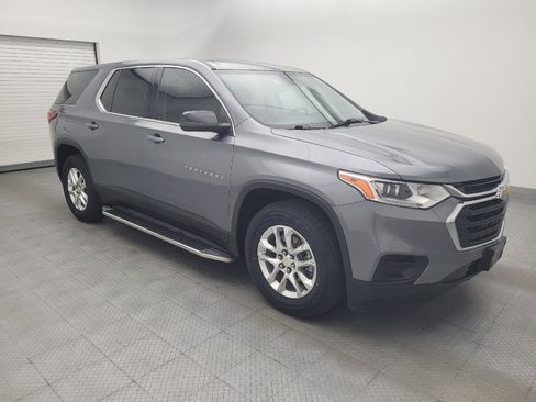 Used 2021 Chevrolet Traverse LS FWD image 11